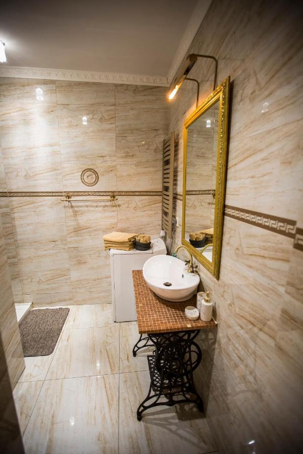 Obok Poczty Blisko Rynku Appartement Wałbrzych Buitenkant foto