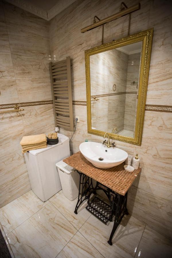 Obok Poczty Blisko Rynku Appartement Wałbrzych Buitenkant foto